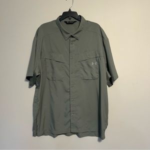 Under Armour men’s green loose headgear 3XL button up short sleeve shirt pockets